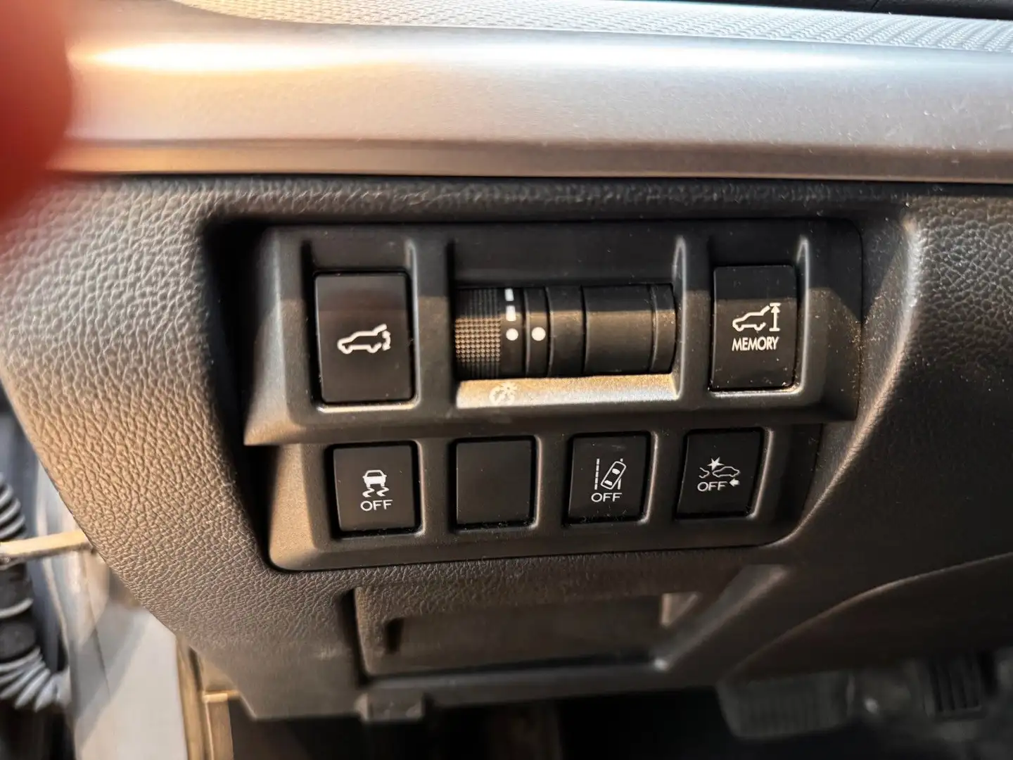 Vehicle image, number 9