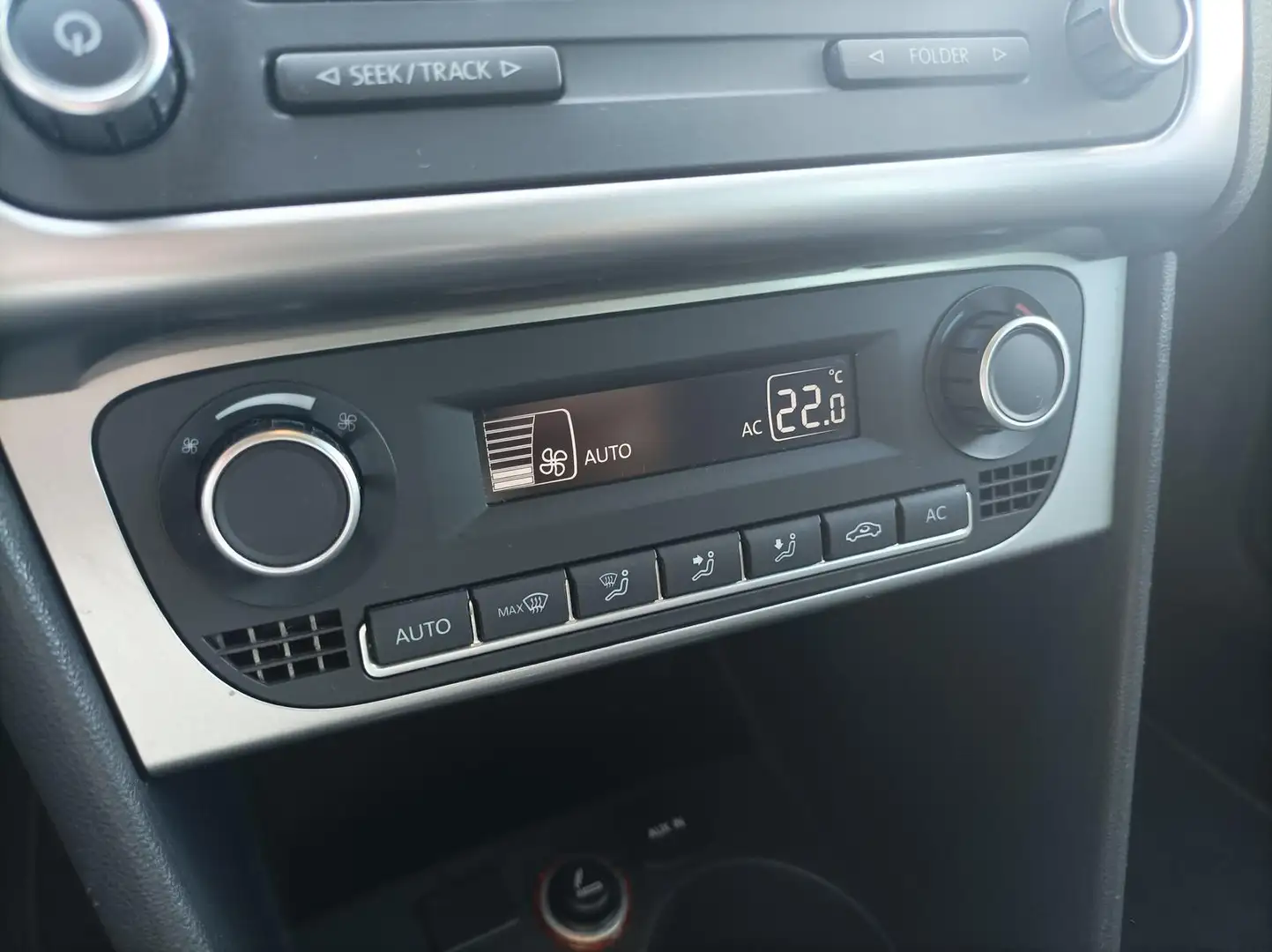 Vehicle image, number 9