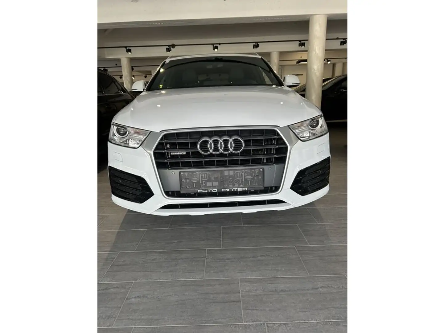 Vehicle image, number 6