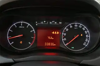 Vehicle image thumbnail, number 12