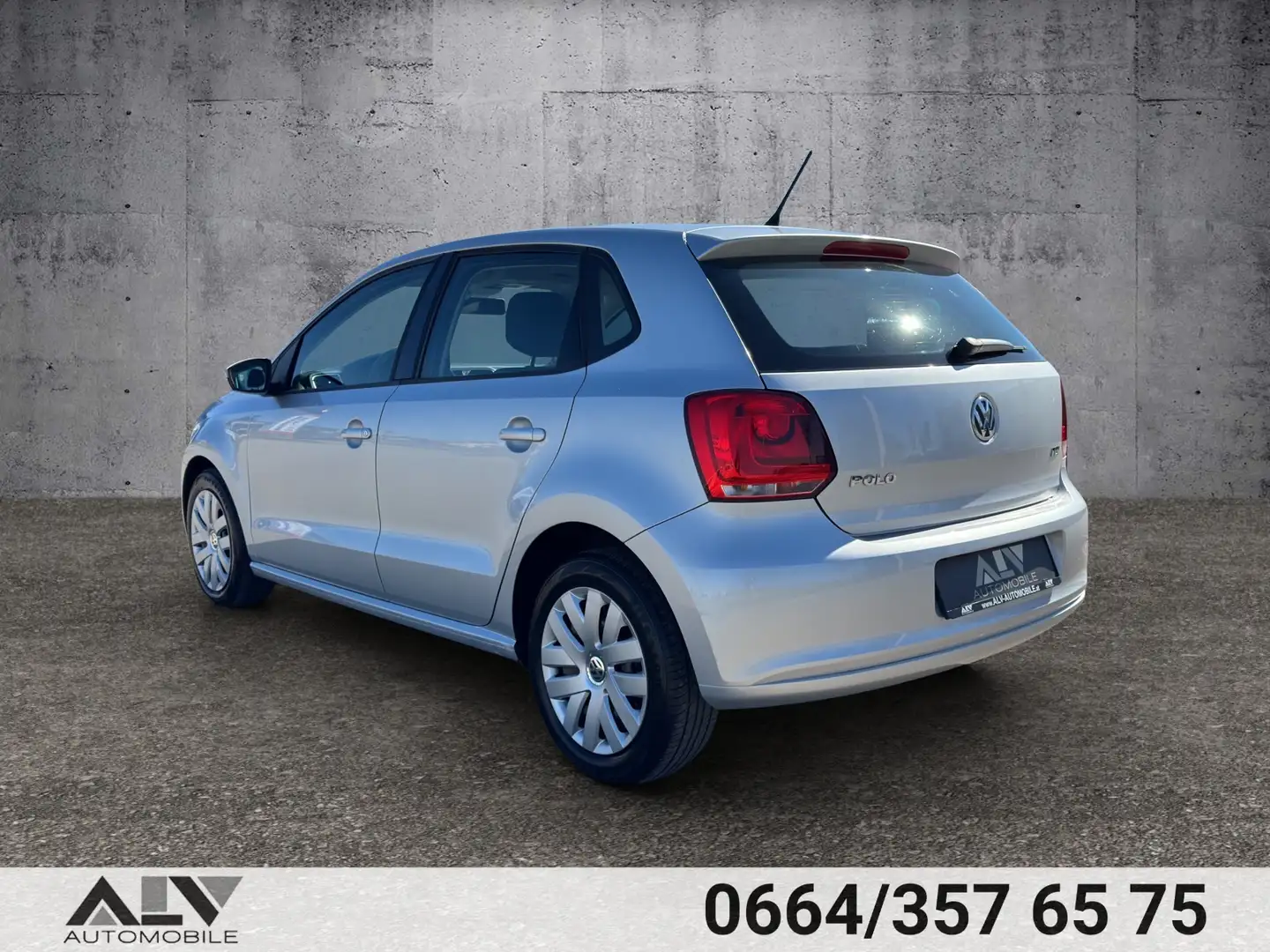 Vehicle image, number 3