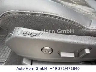 Vehicle image thumbnail, number 7