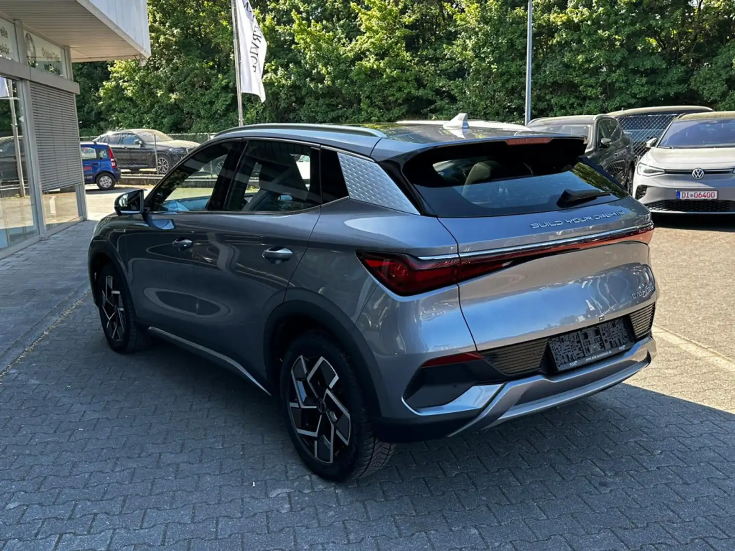 Vehicle image, number 5