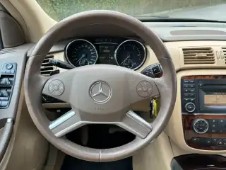 Vehicle image thumbnail, number 11