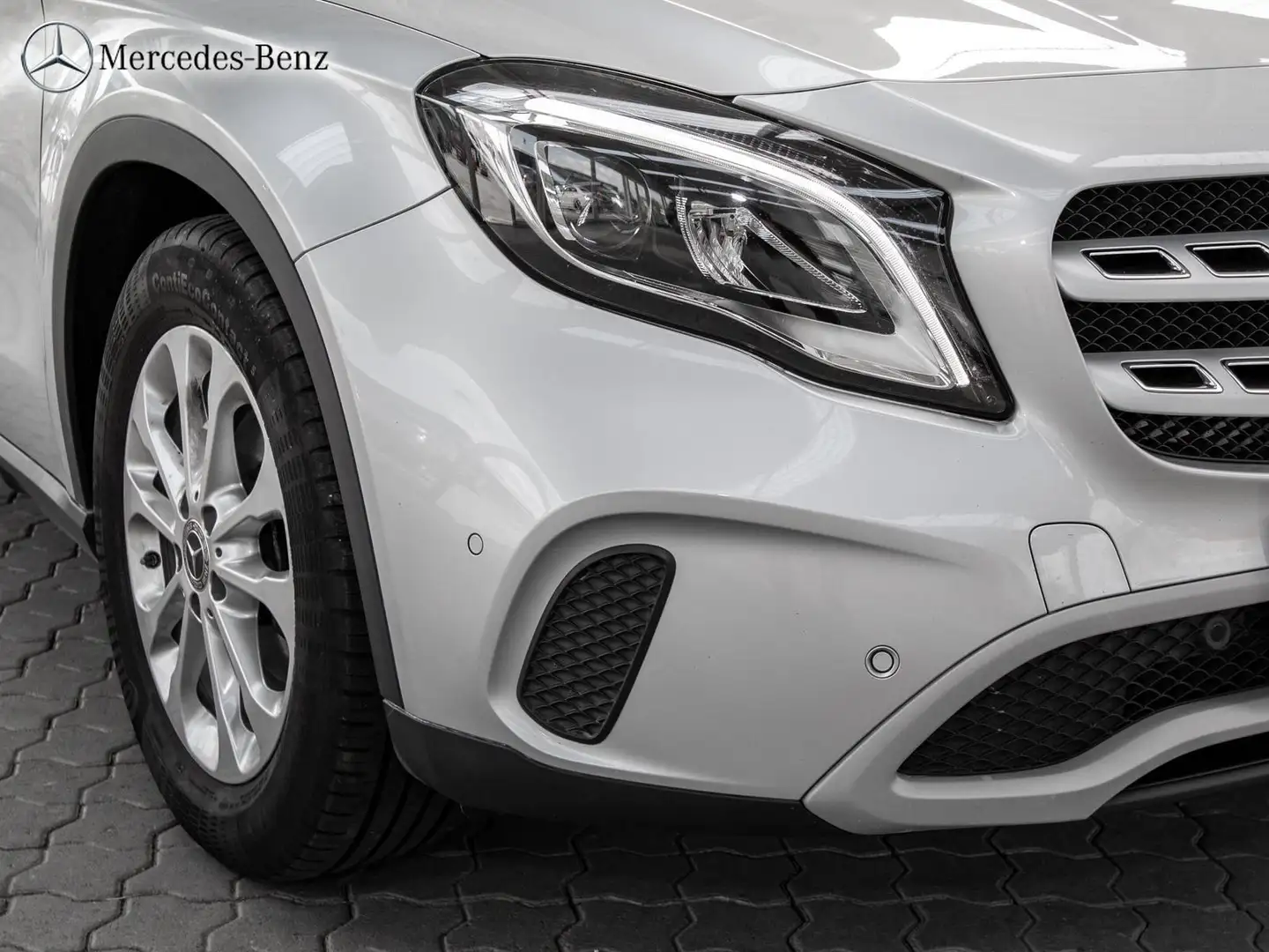 Vehicle image, number 2
