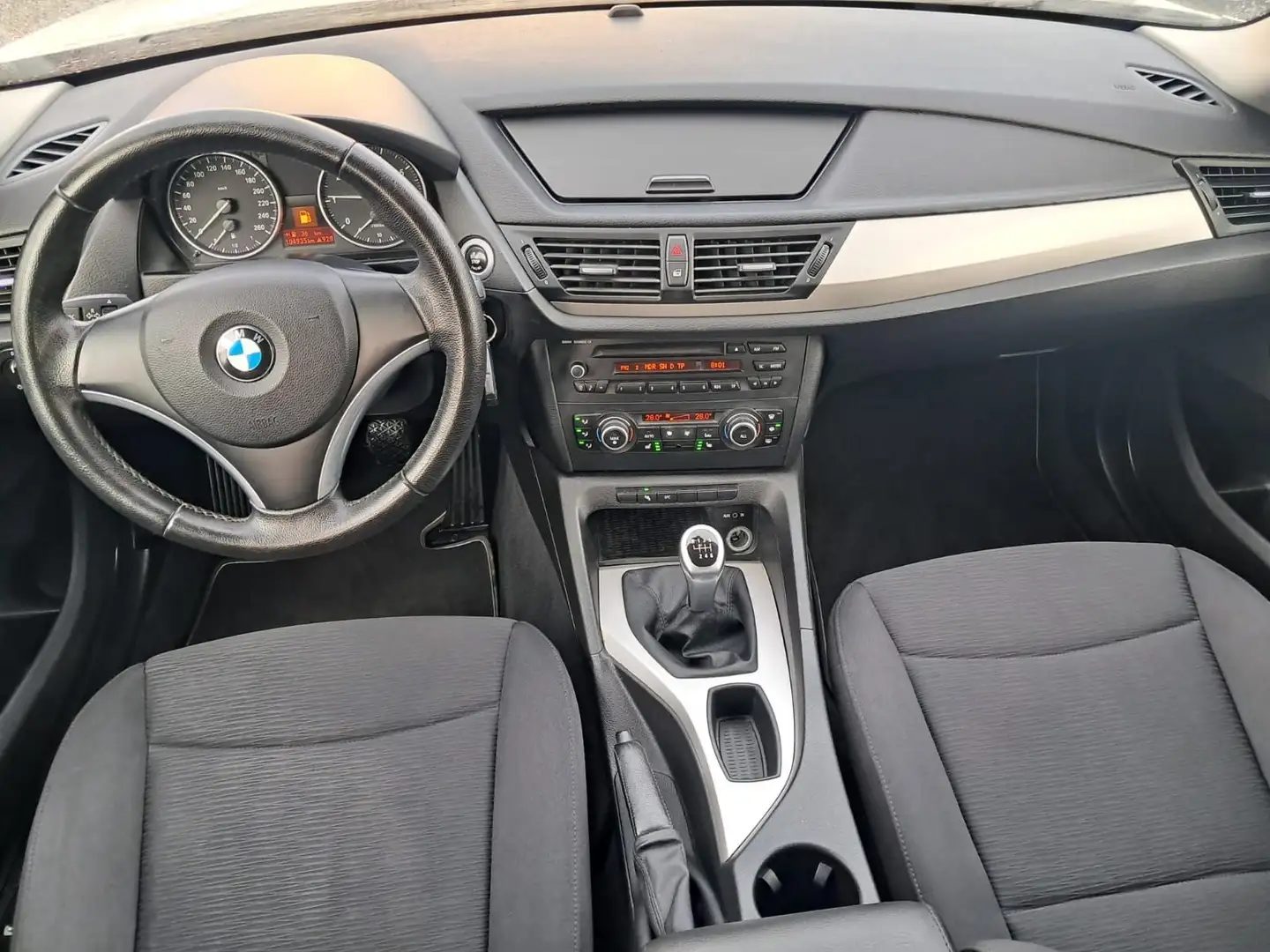Vehicle image, number 14