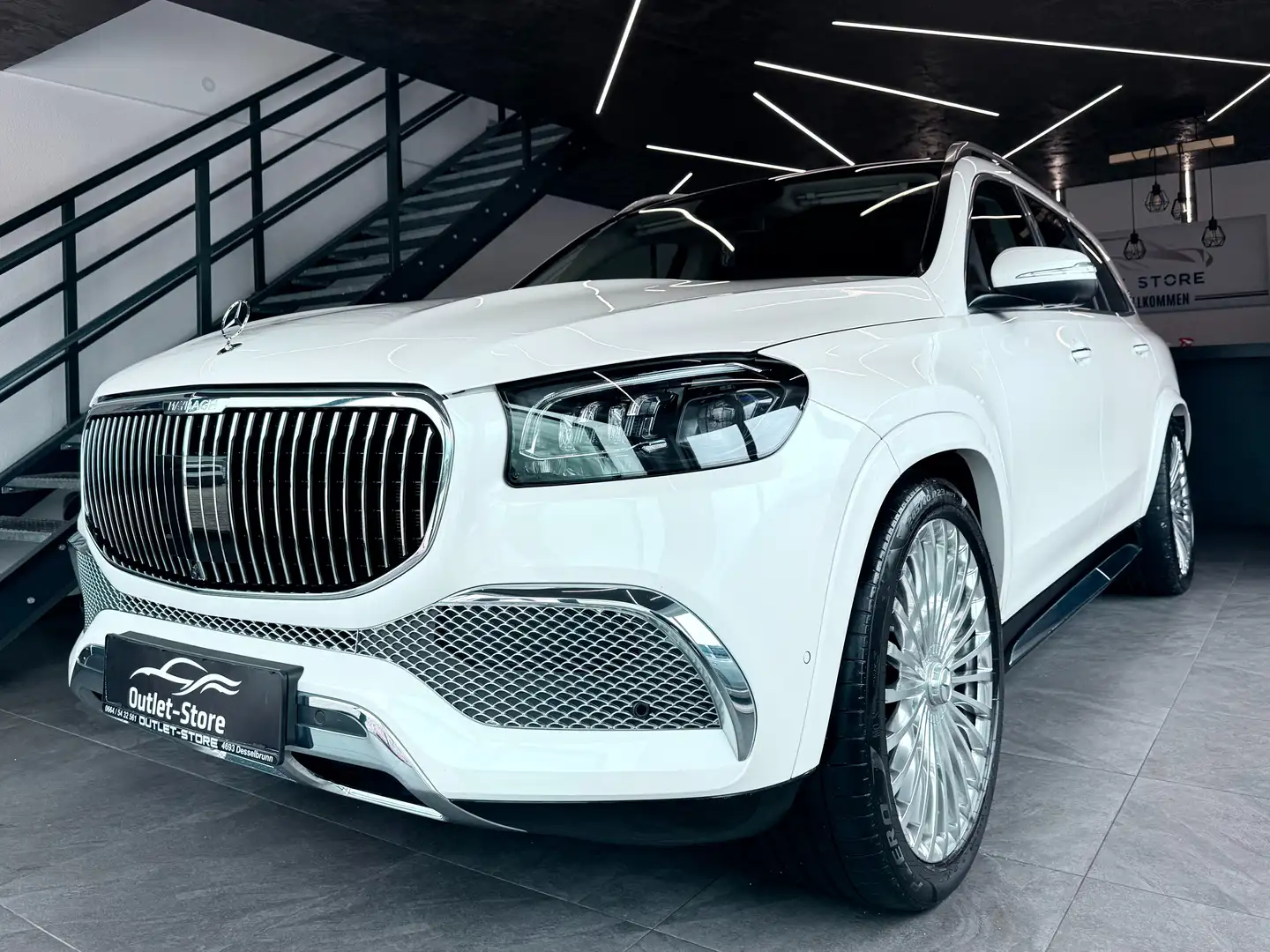 Vehicle image, number 1