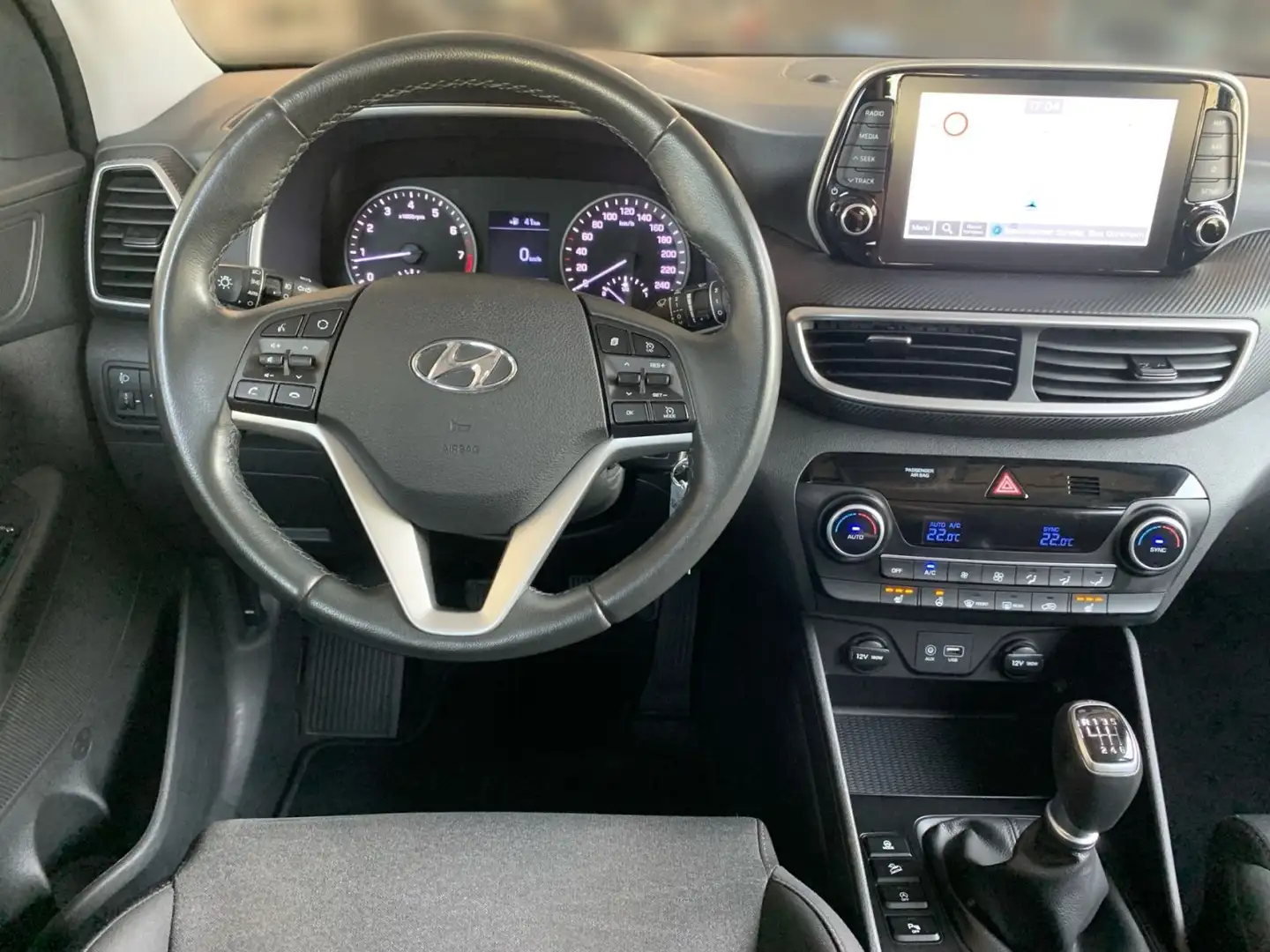 Vehicle image, number 19