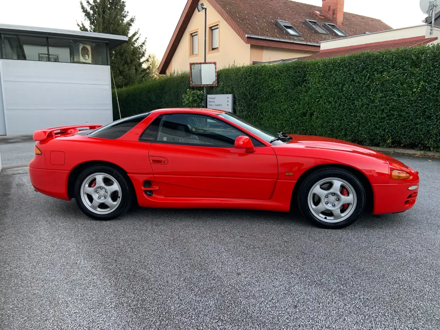 Vehicle image, number 4