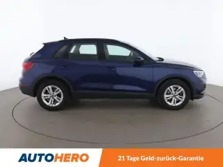 Vehicle image thumbnail, number 7