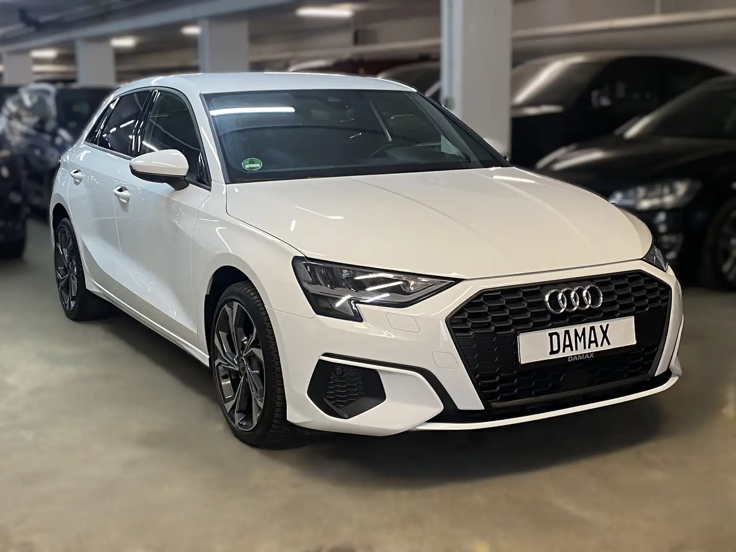 Vehicle image, number 2