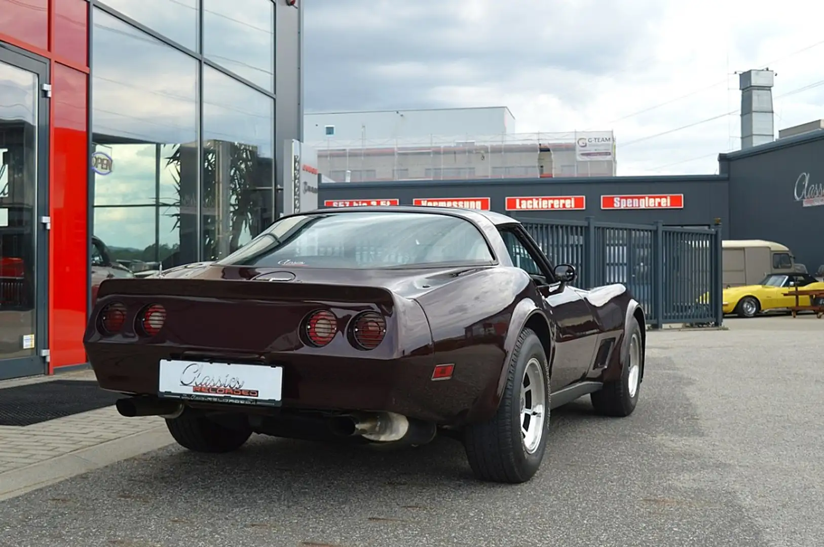 Vehicle image, number 7
