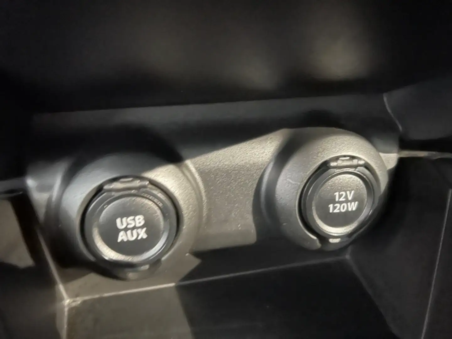 Vehicle image, number 15