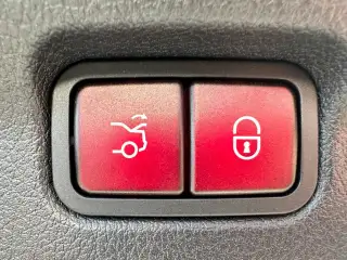 Vehicle image thumbnail, number 9