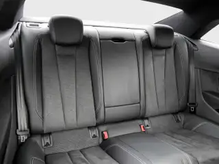 Vehicle image thumbnail, number 4