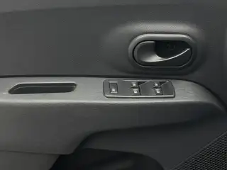 Vehicle image thumbnail, number 11