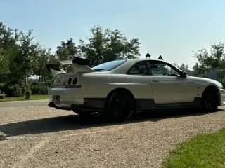 Vehicle image thumbnail, number 9