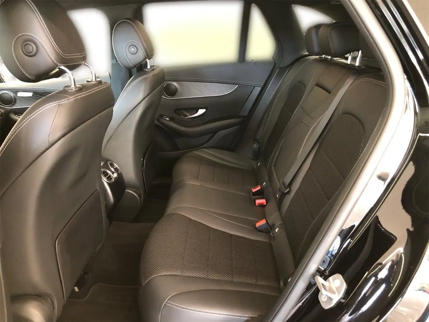Vehicle image, number 7