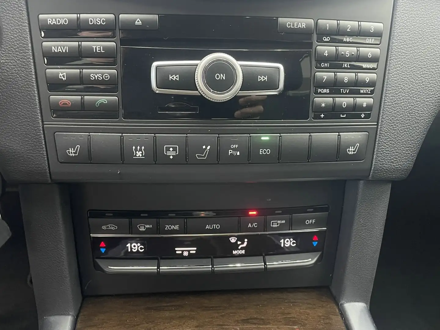 Vehicle image, number 9
