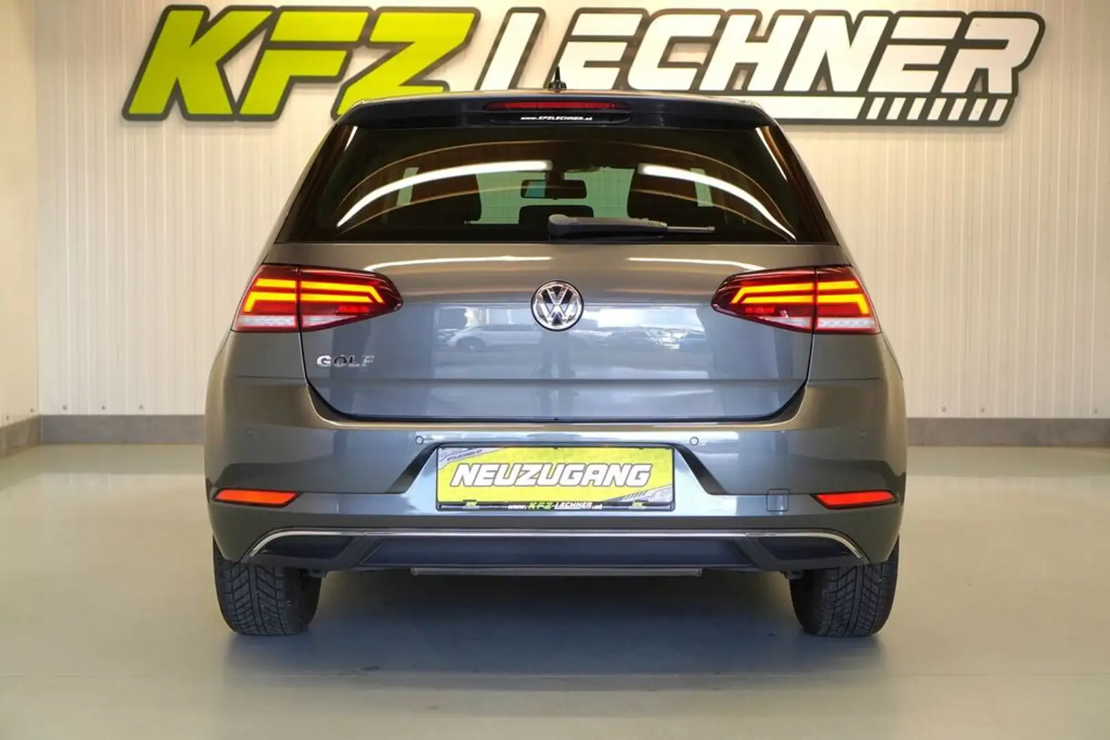 Vehicle image, number 5