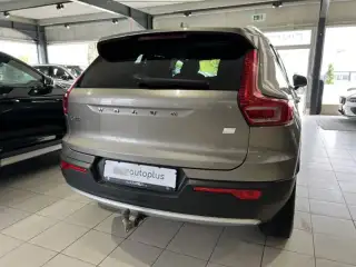 Vehicle image thumbnail, number 7
