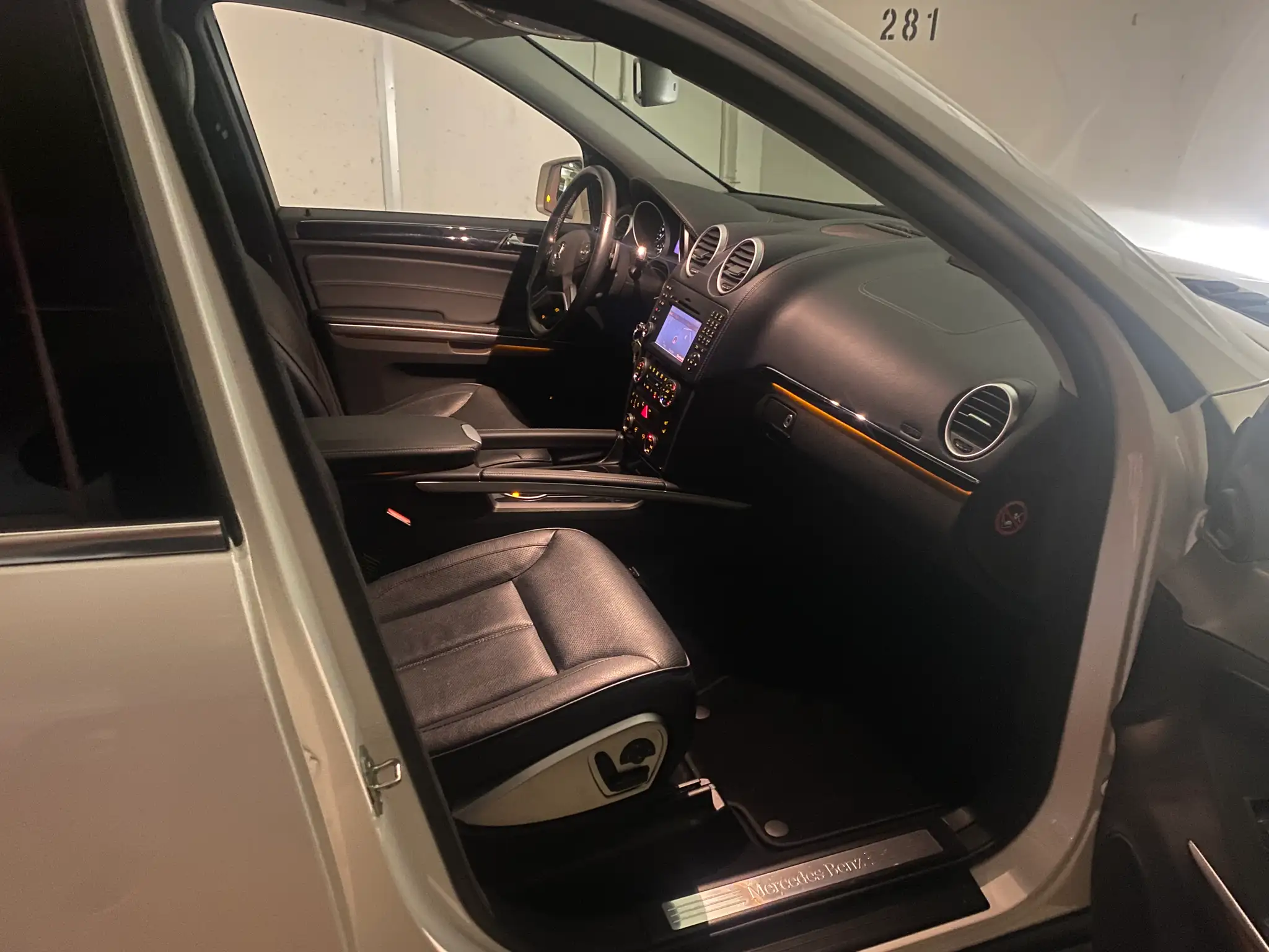 Vehicle image, number 5
