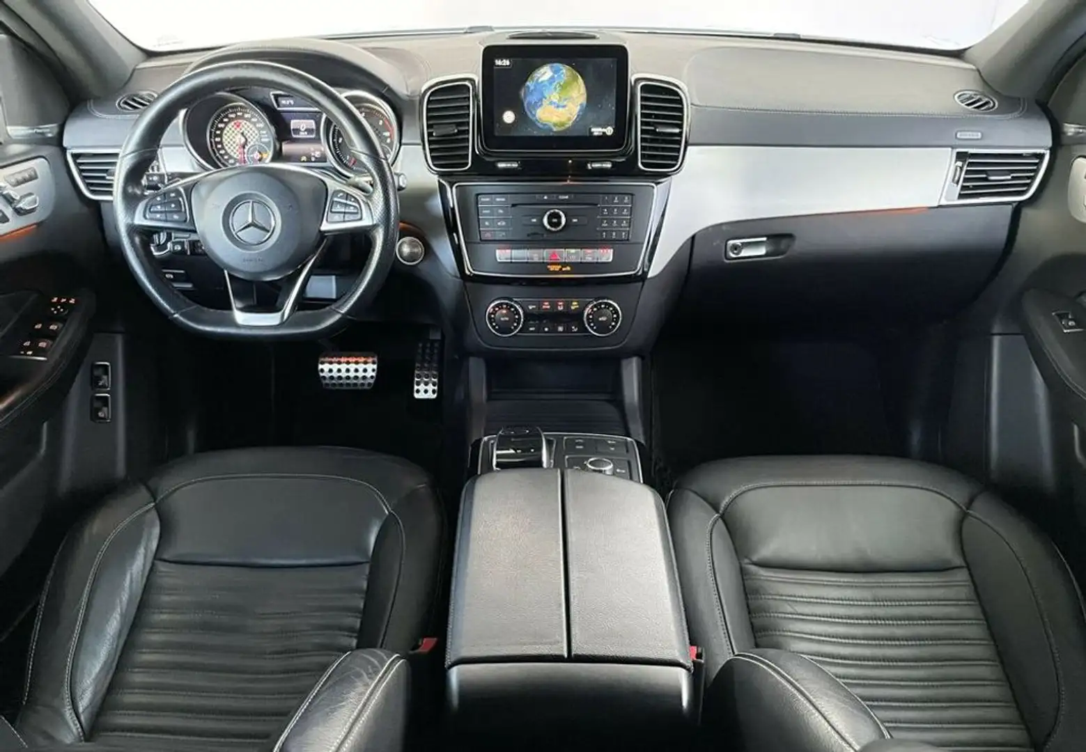 Vehicle image, number 6