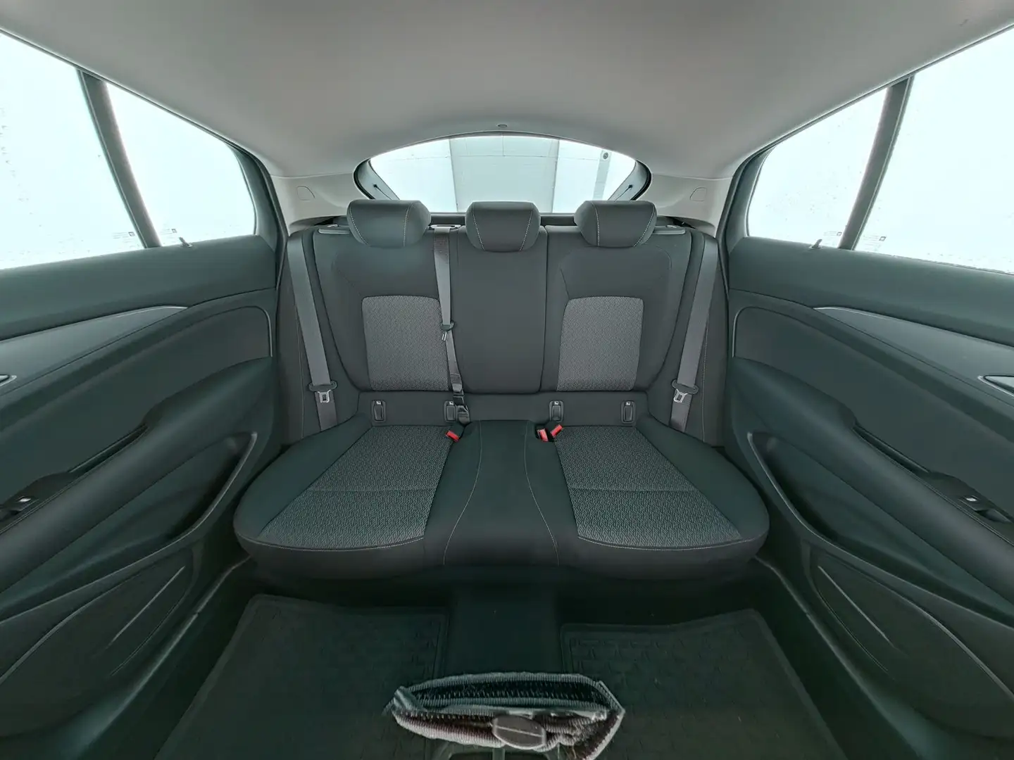 Vehicle image, number 17
