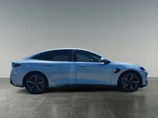 Vehicle image thumbnail, number 6