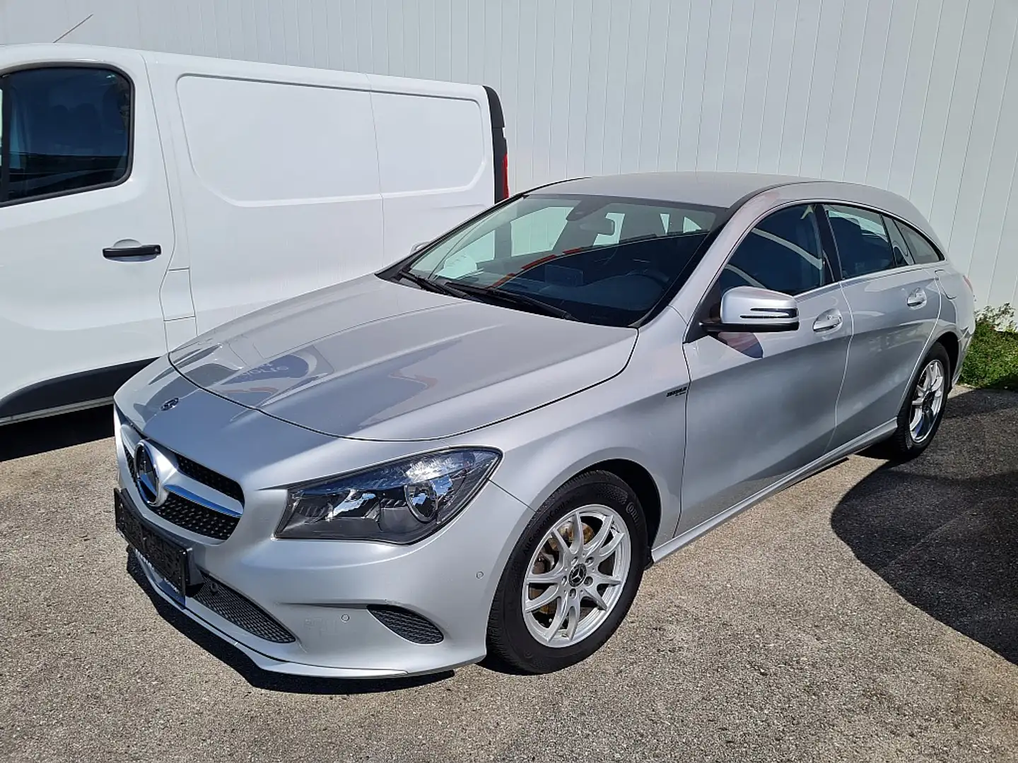 Vehicle image, number 1