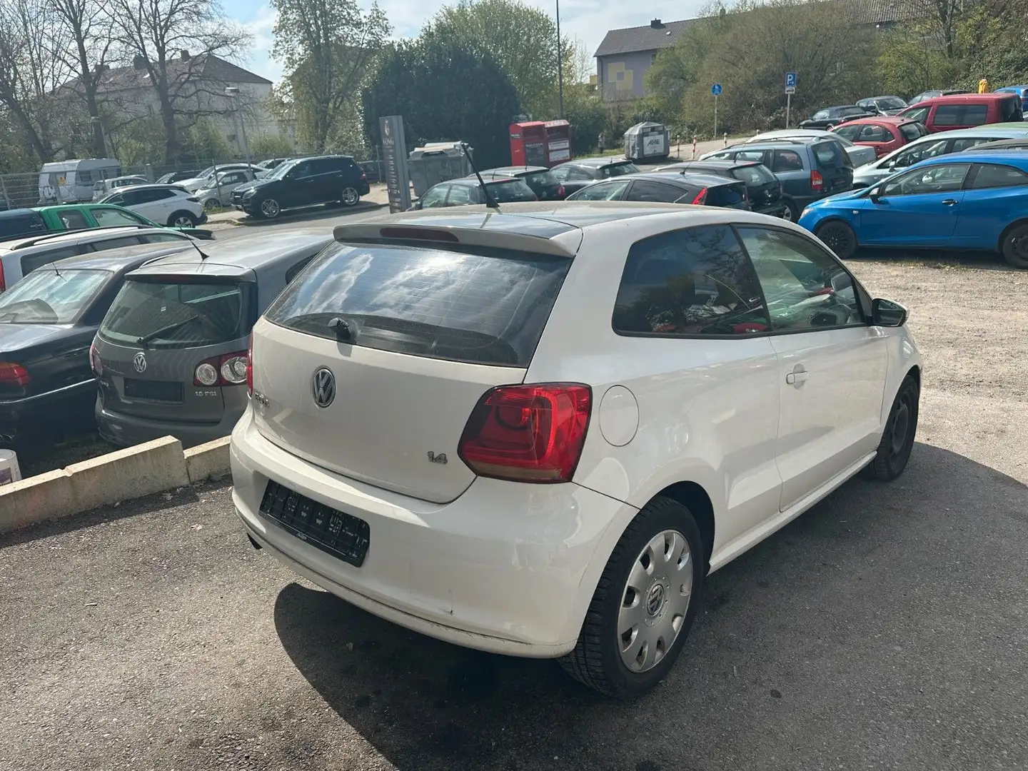 Vehicle image, number 3