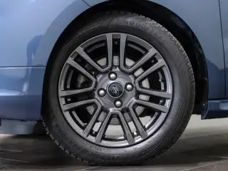 Vehicle image thumbnail, number 4