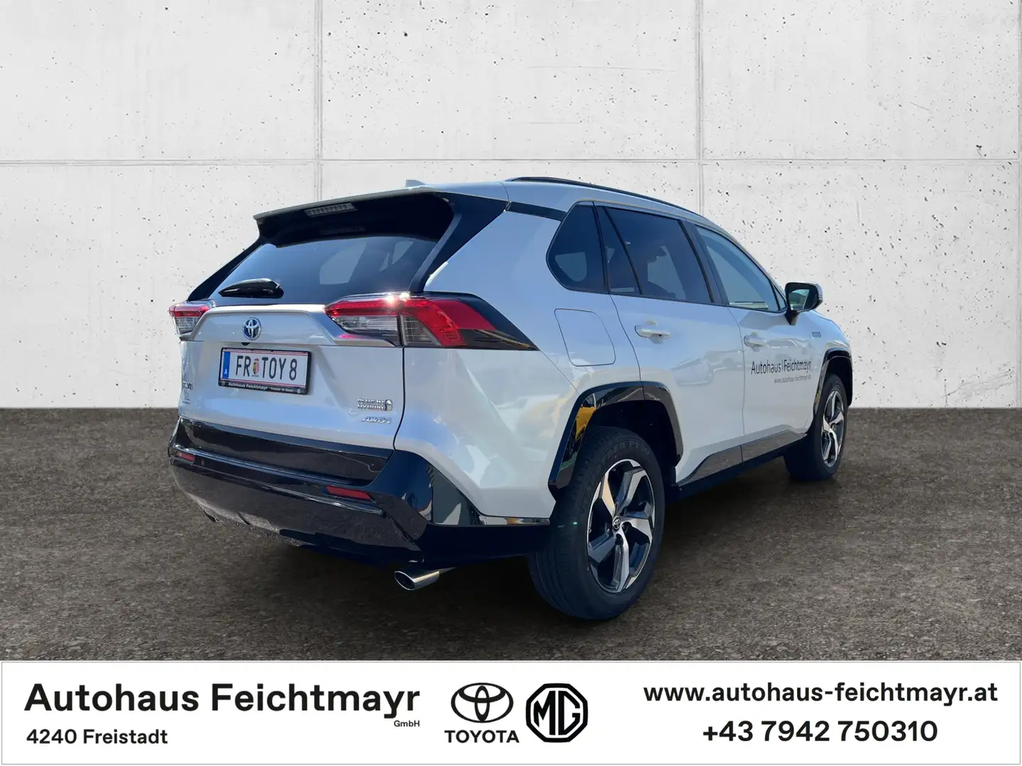 Vehicle image, number 8
