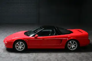 Vehicle image thumbnail, number 6