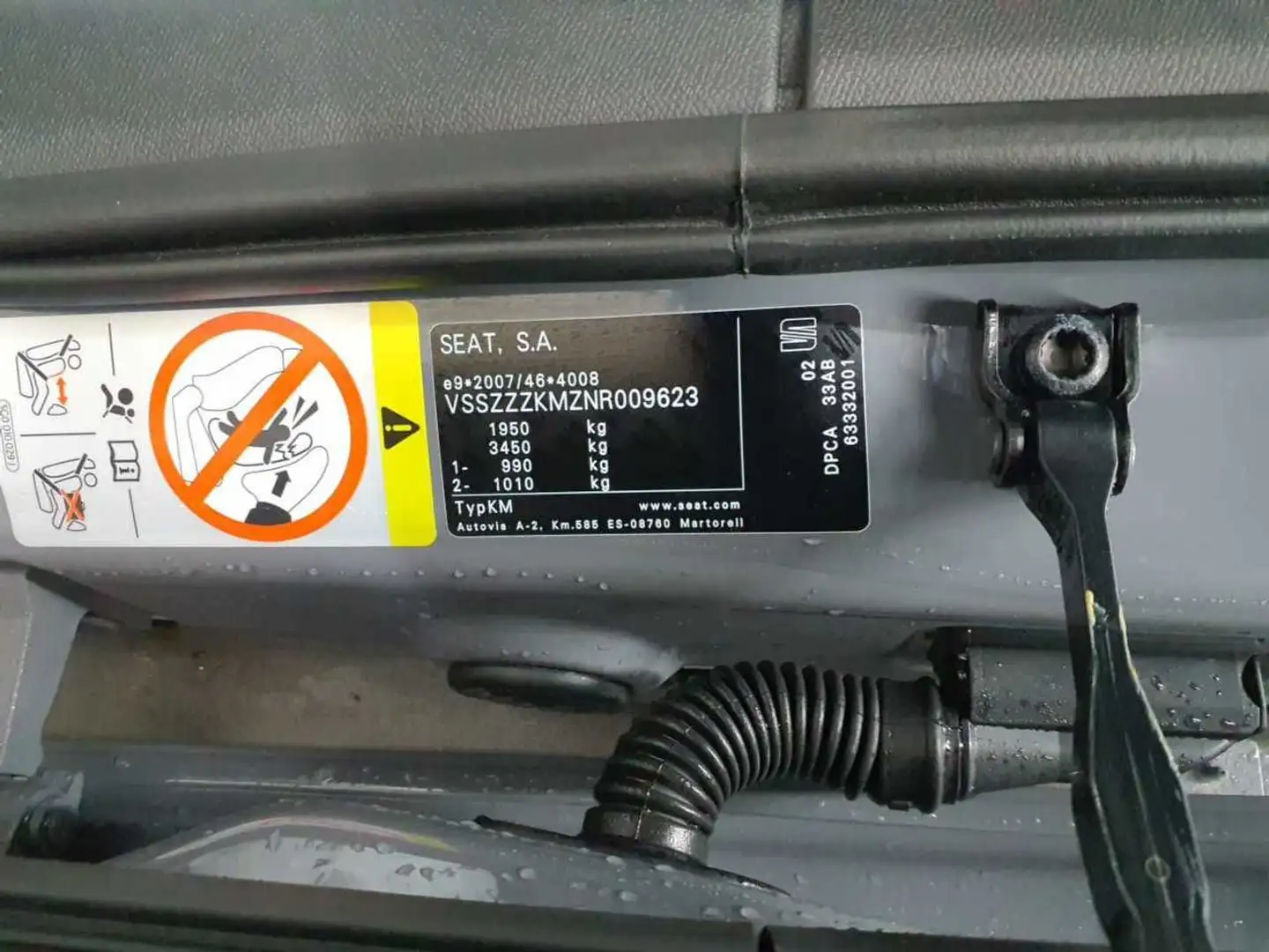 Vehicle image, number 12