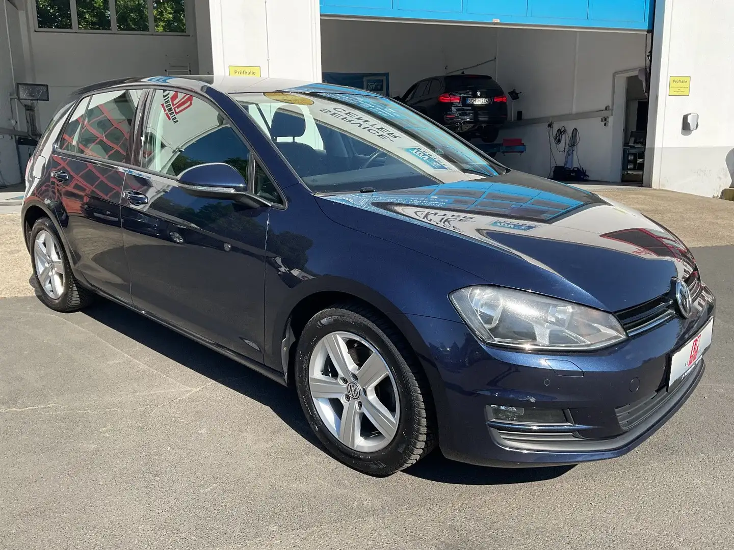 Vehicle image, number 3