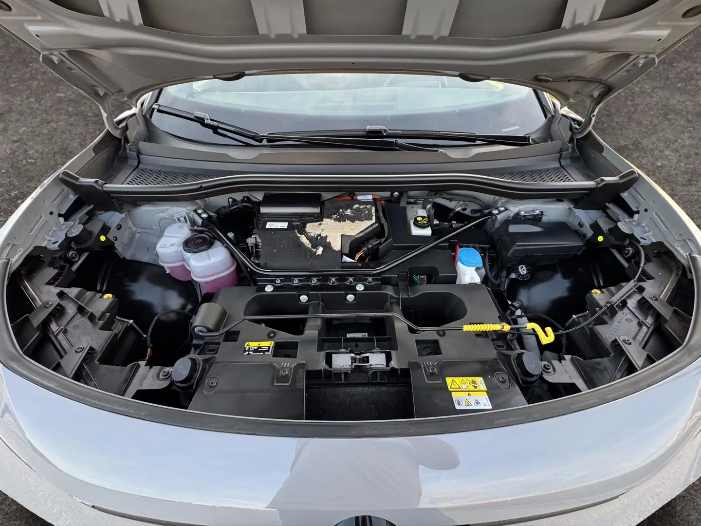 Vehicle image, number 14