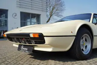 Vehicle image thumbnail, number 3