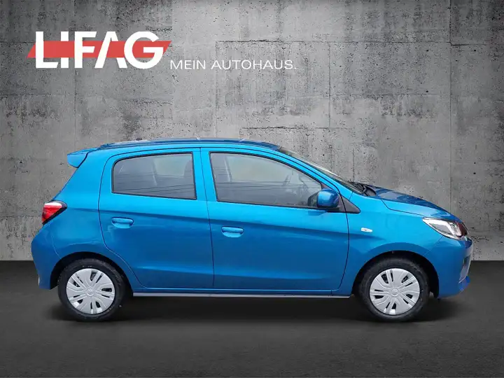 Additional image of the vehicle