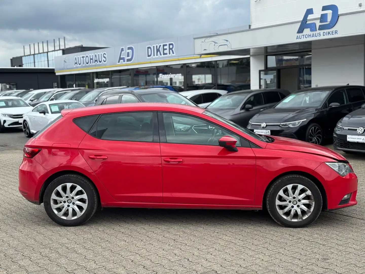Vehicle image, number 3