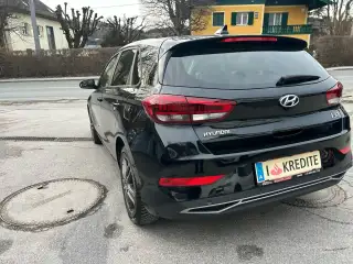 Vehicle image thumbnail, number 8