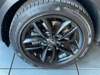 Vehicle image thumbnail, number 8