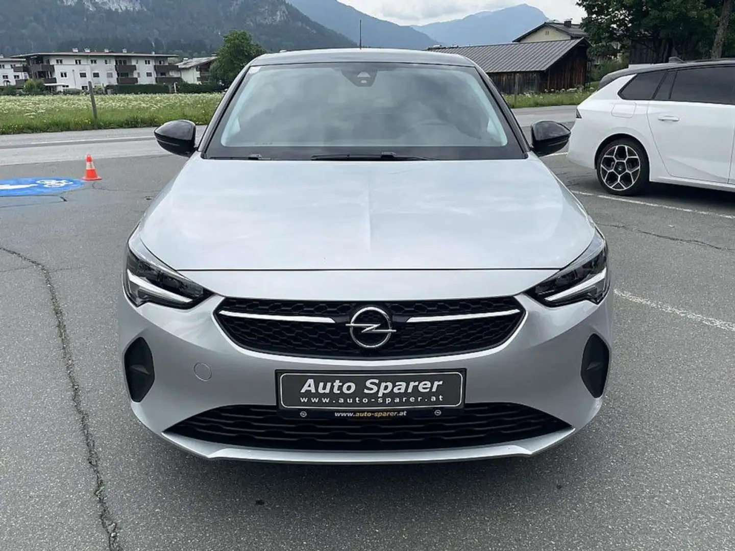 Vehicle image, number 6