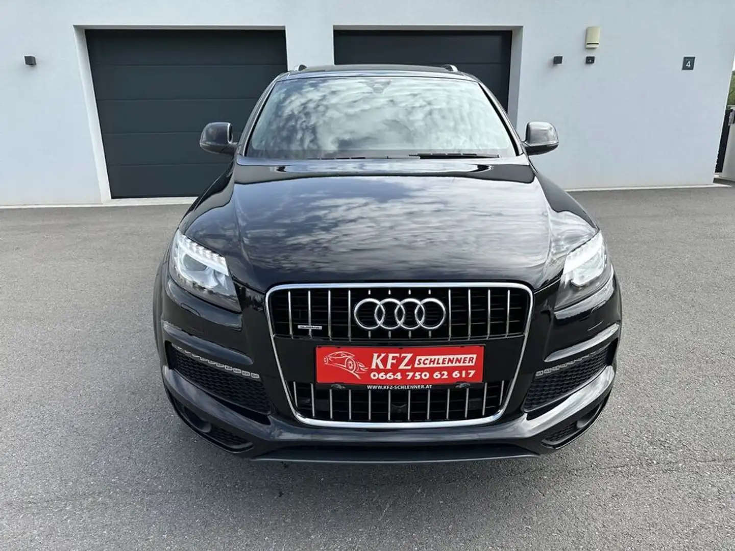 Vehicle image, number 2