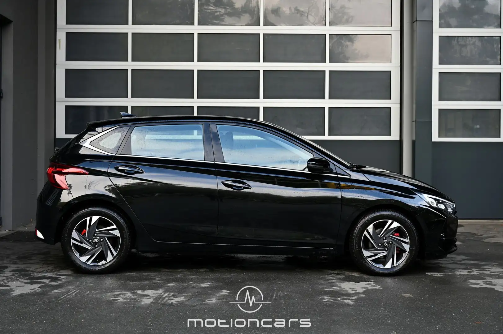 Vehicle image, number 5