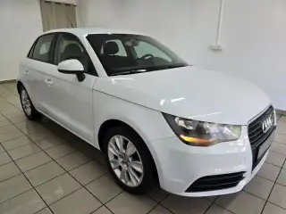 Vehicle image thumbnail, number 4