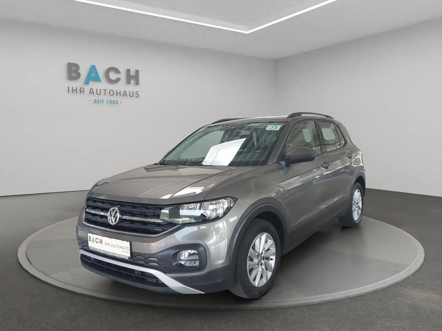 Vehicle image, number 1