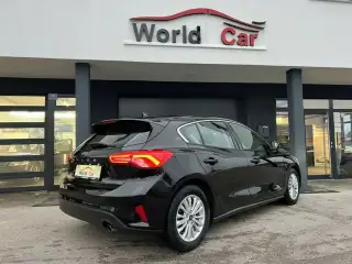 Vehicle image thumbnail, number 9
