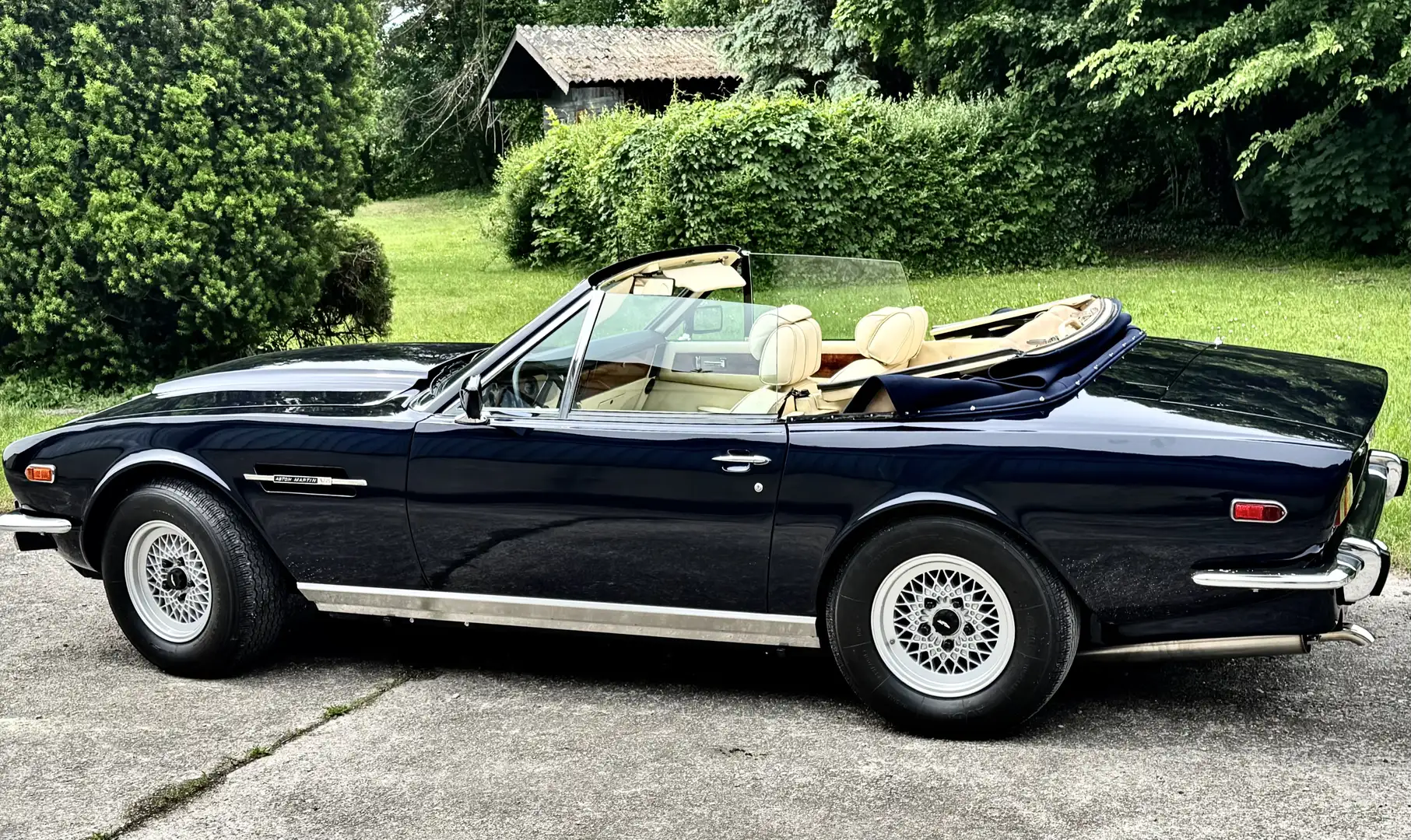 Vehicle image, number 8