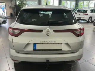 Vehicle image thumbnail, number 8